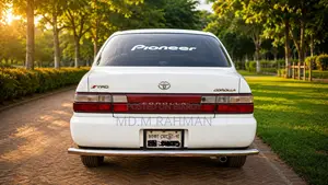 Toyota Corolla 1994 White