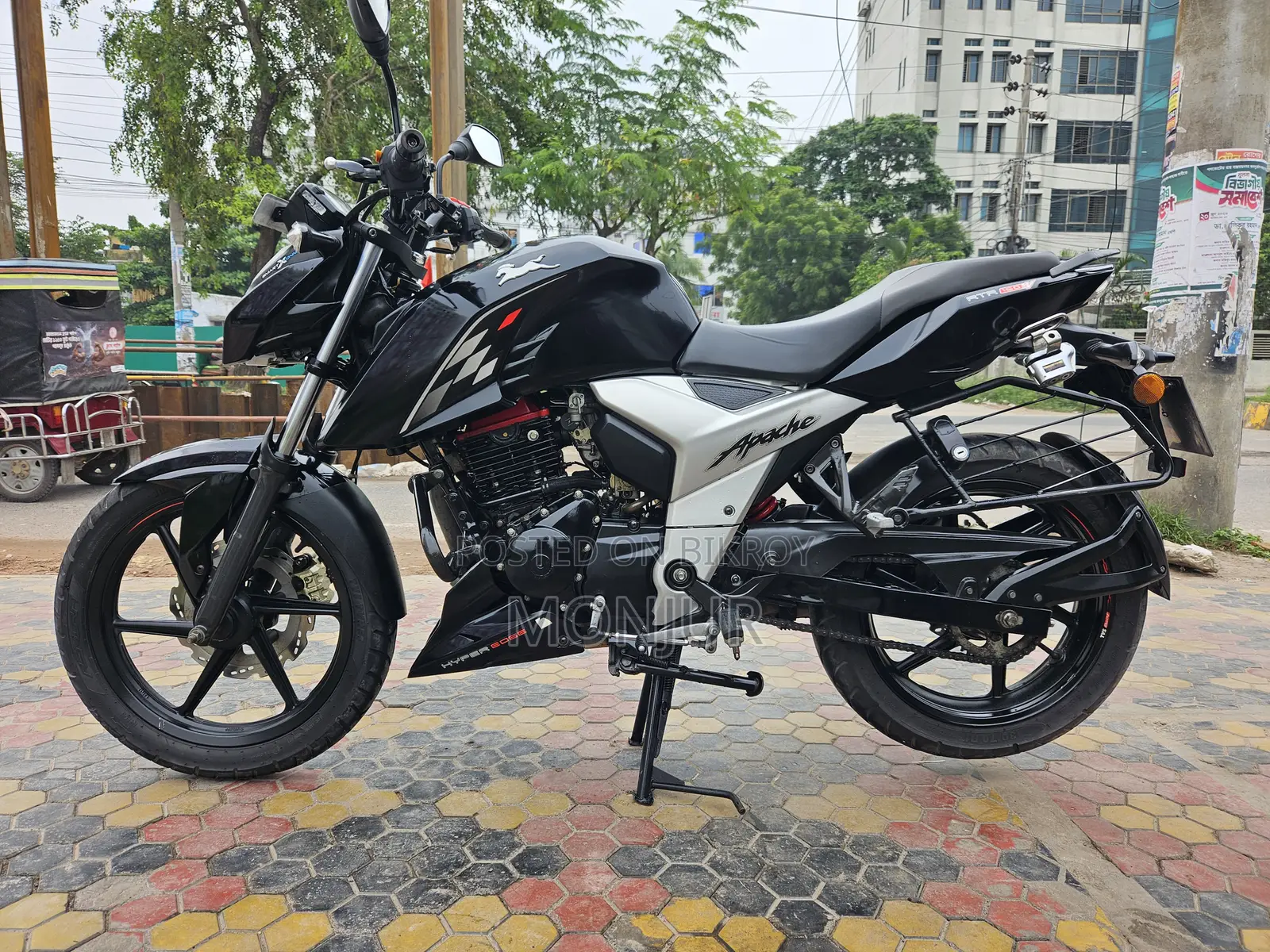 TVS Apache RTR 160 4V 2021 Black