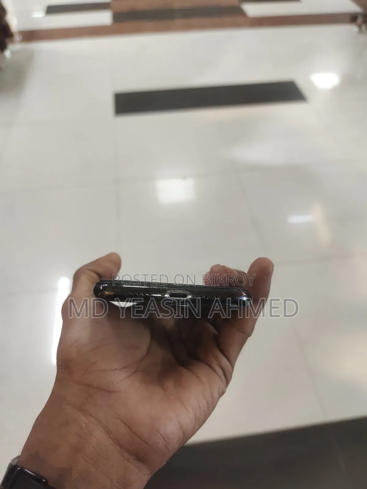 Apple iPhone X 64 GB Black