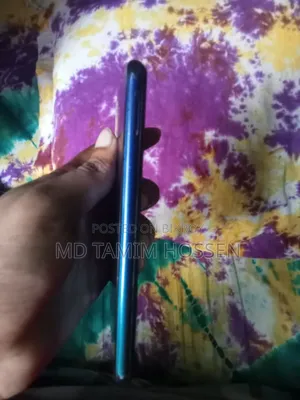 Vivo Y12 64 GB Blue
