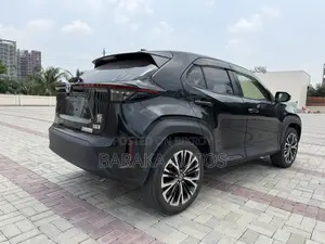 Toyota Yaris Cross 1.5 Hybrid FWD 2021 Black