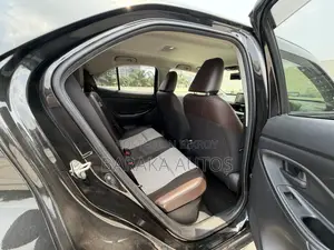 Toyota Yaris Cross 1.5 Hybrid FWD 2021 Black