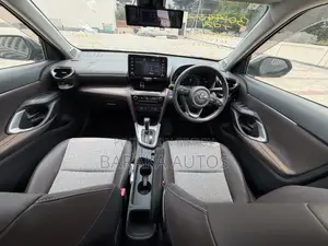 Toyota Yaris Cross 1.5 Hybrid FWD 2021 Black
