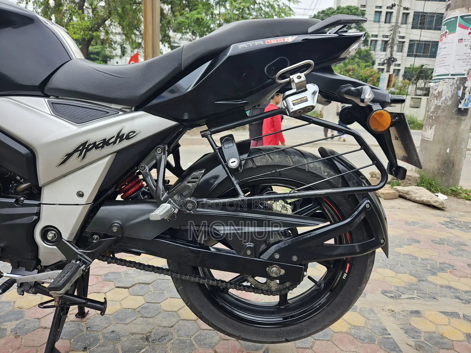 TVS Apache RTR 160 4V 2021 Black