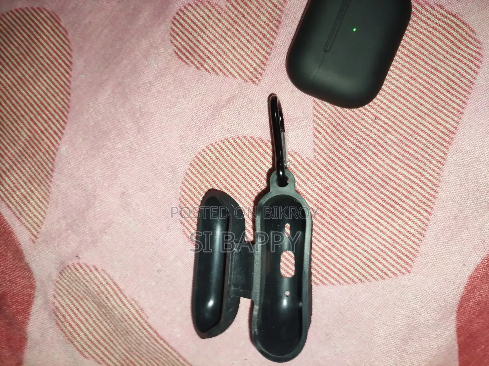 Apple Airpods Pro (2nd Generation) Dubai Variant