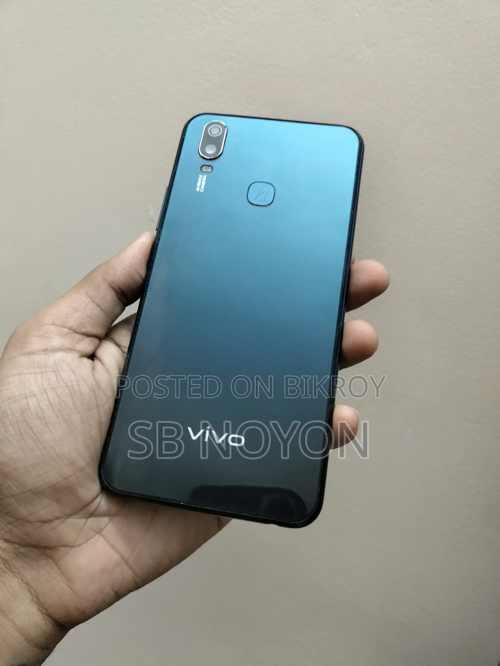 Vivo Y11 32 GB Blue