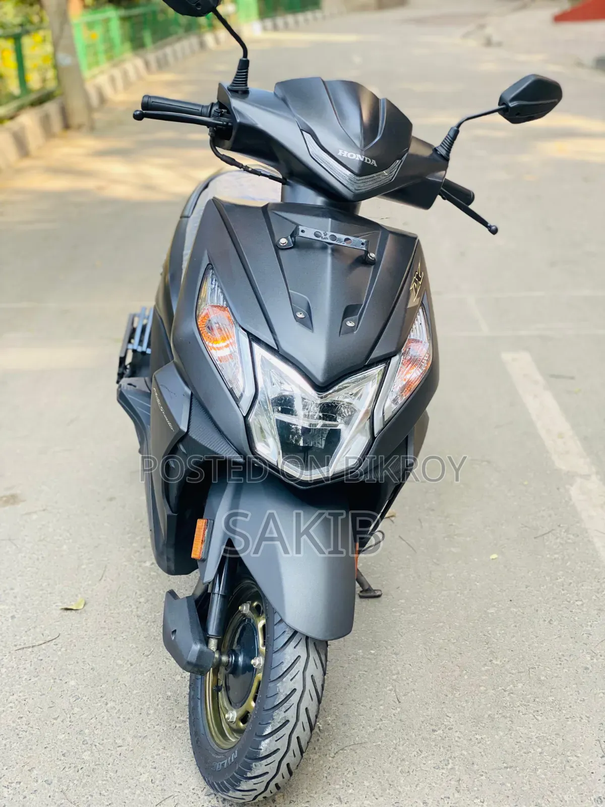 নতুন হোন্ডা ডিও ২০২৩ গ্রে