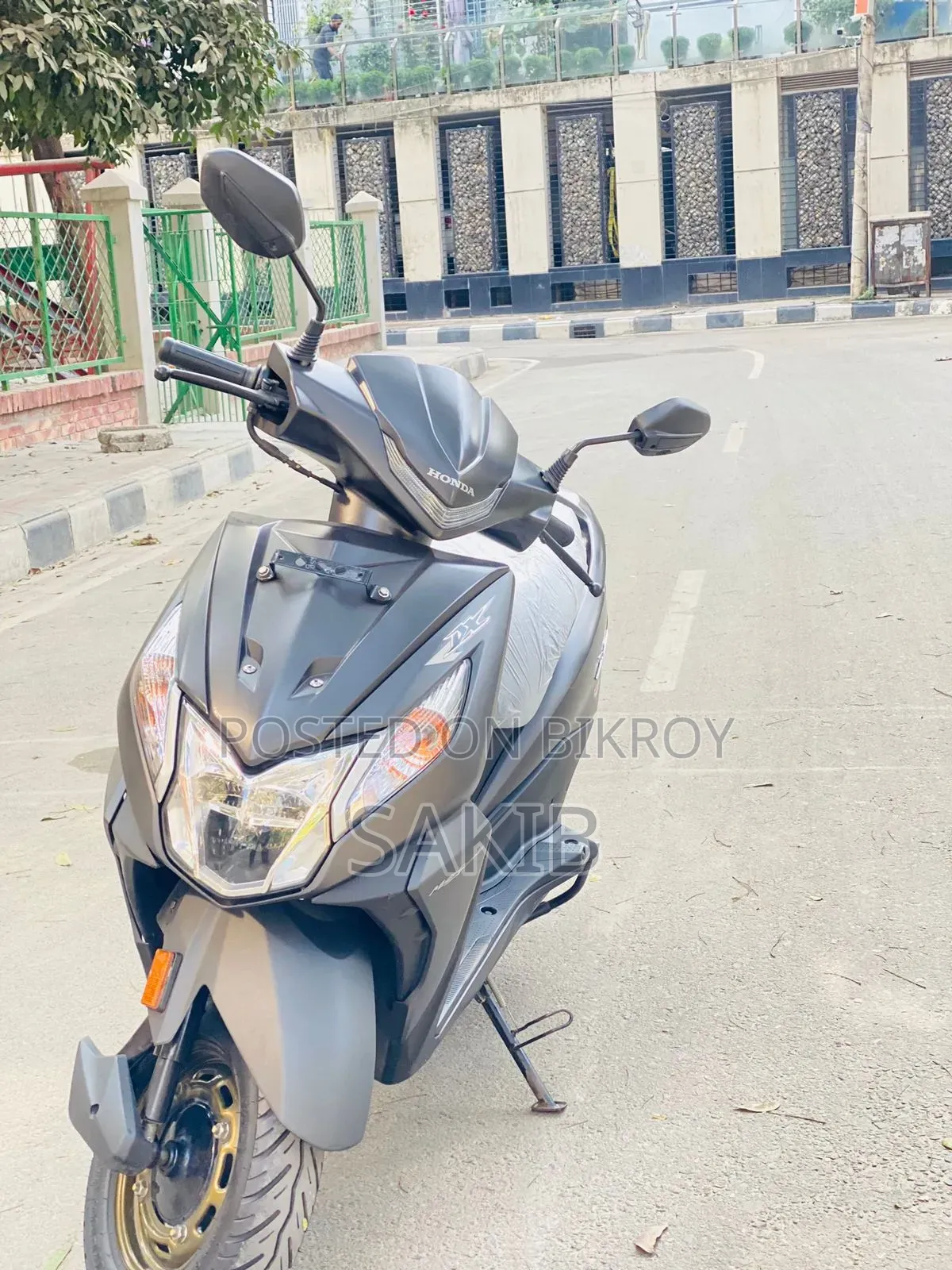 নতুন হোন্ডা ডিও ২০২৩ গ্রে