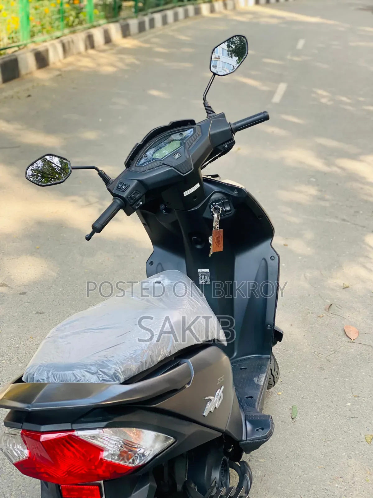 নতুন হোন্ডা ডিও ২০২৩ গ্রে