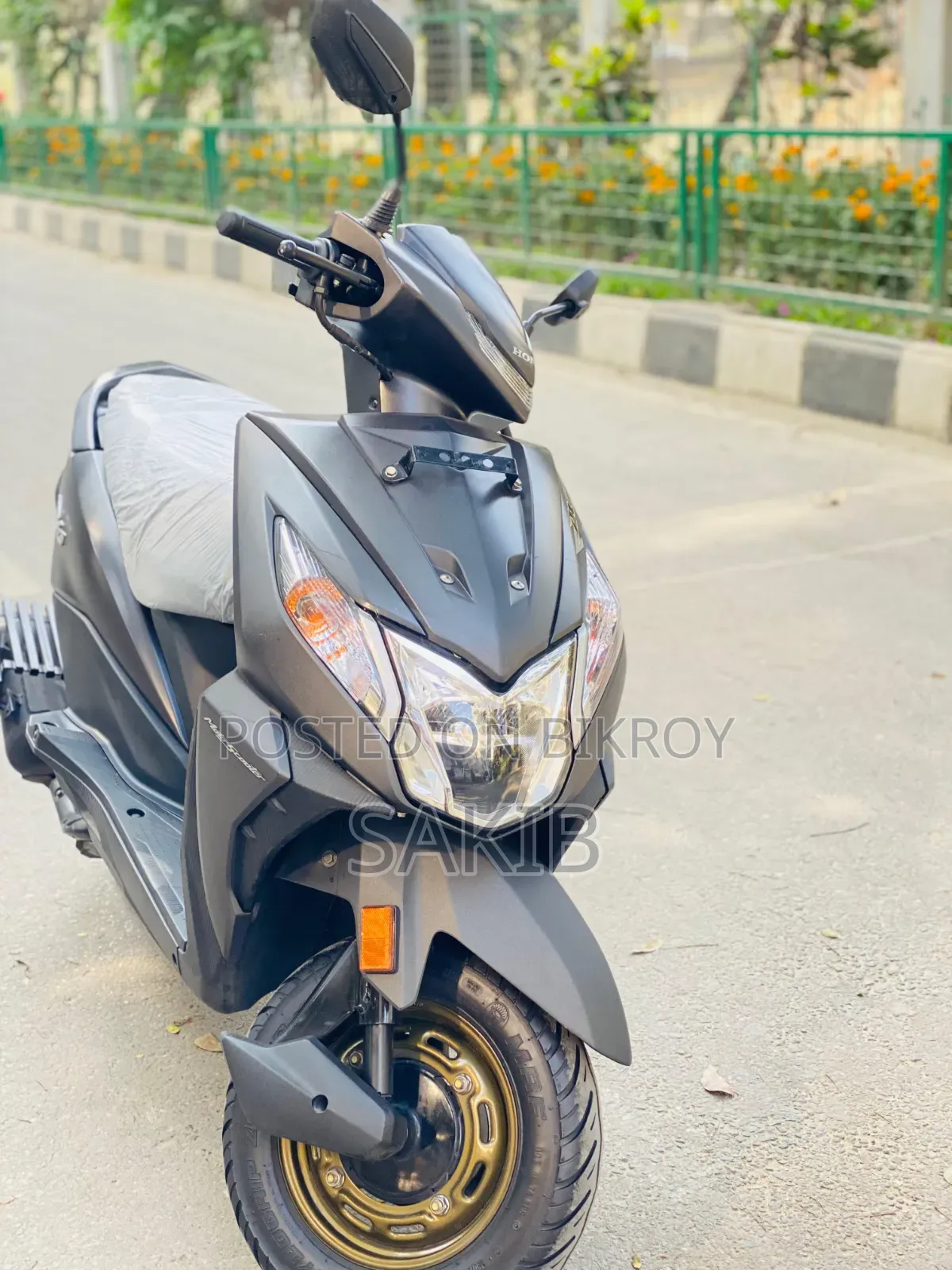 নতুন হোন্ডা ডিও ২০২৩ গ্রে