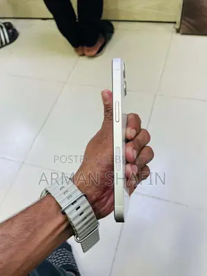 অ্যাপল আইফোন ১৩ ১২৮ জিবি সাদা