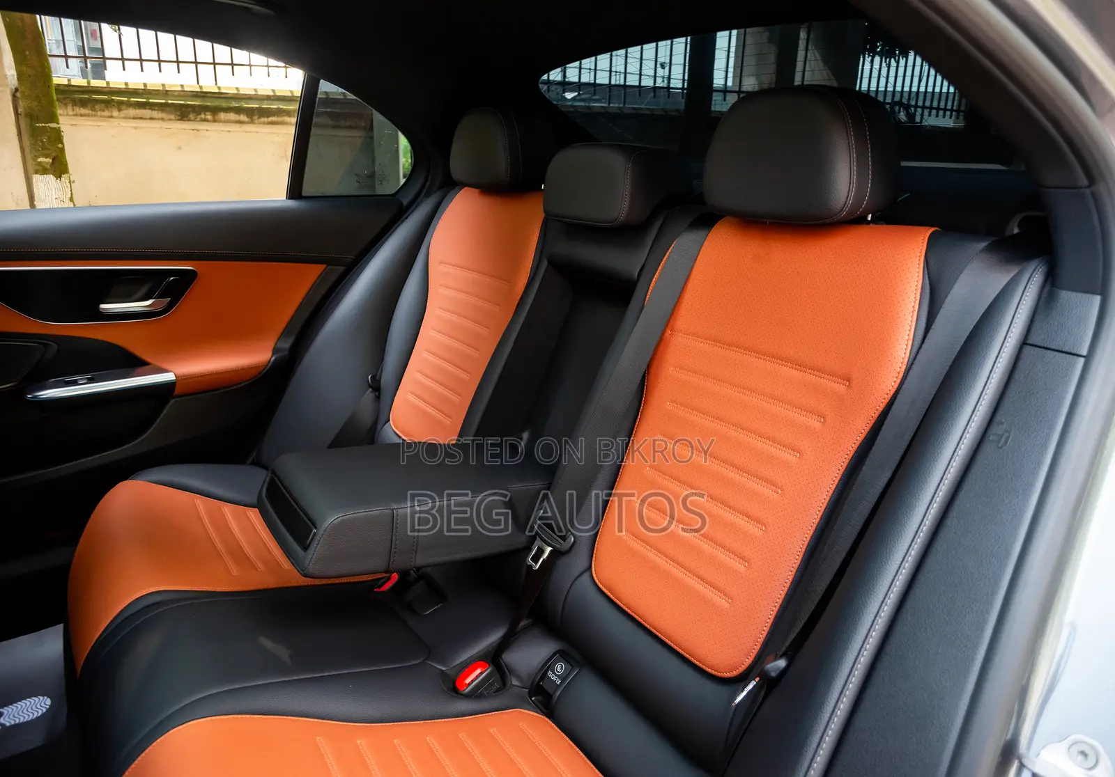 Mercedes-Benz C200 2022 Gray