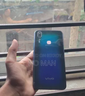 Vivo Y11 32 GB Blue