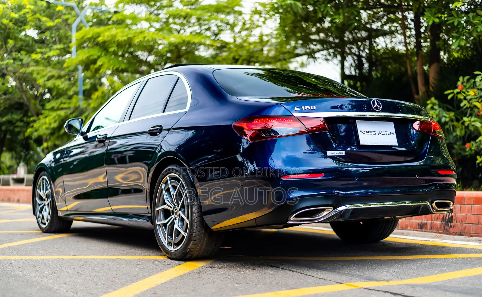 Mercedes-Benz E-Class 2023 Blue