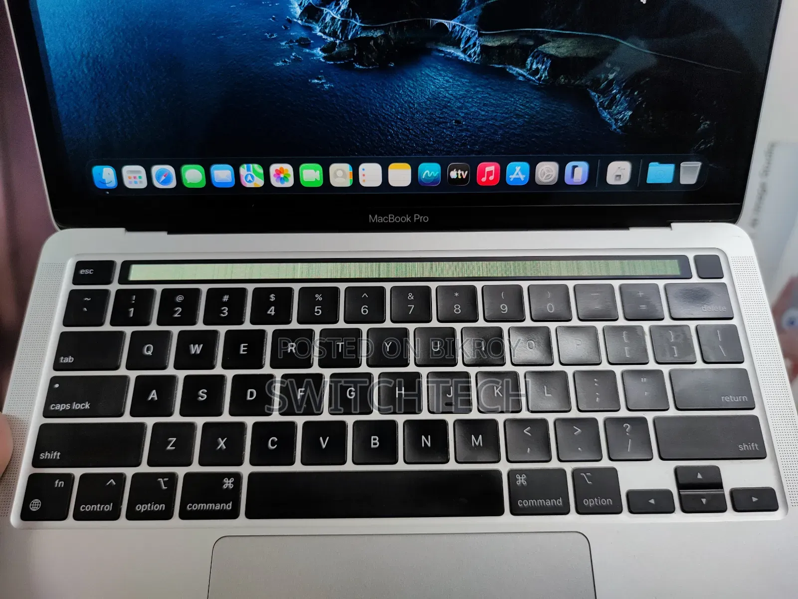 Laptop Apple MacBook Pro 2022 M2 8GB Apple M2 SSD 512GB