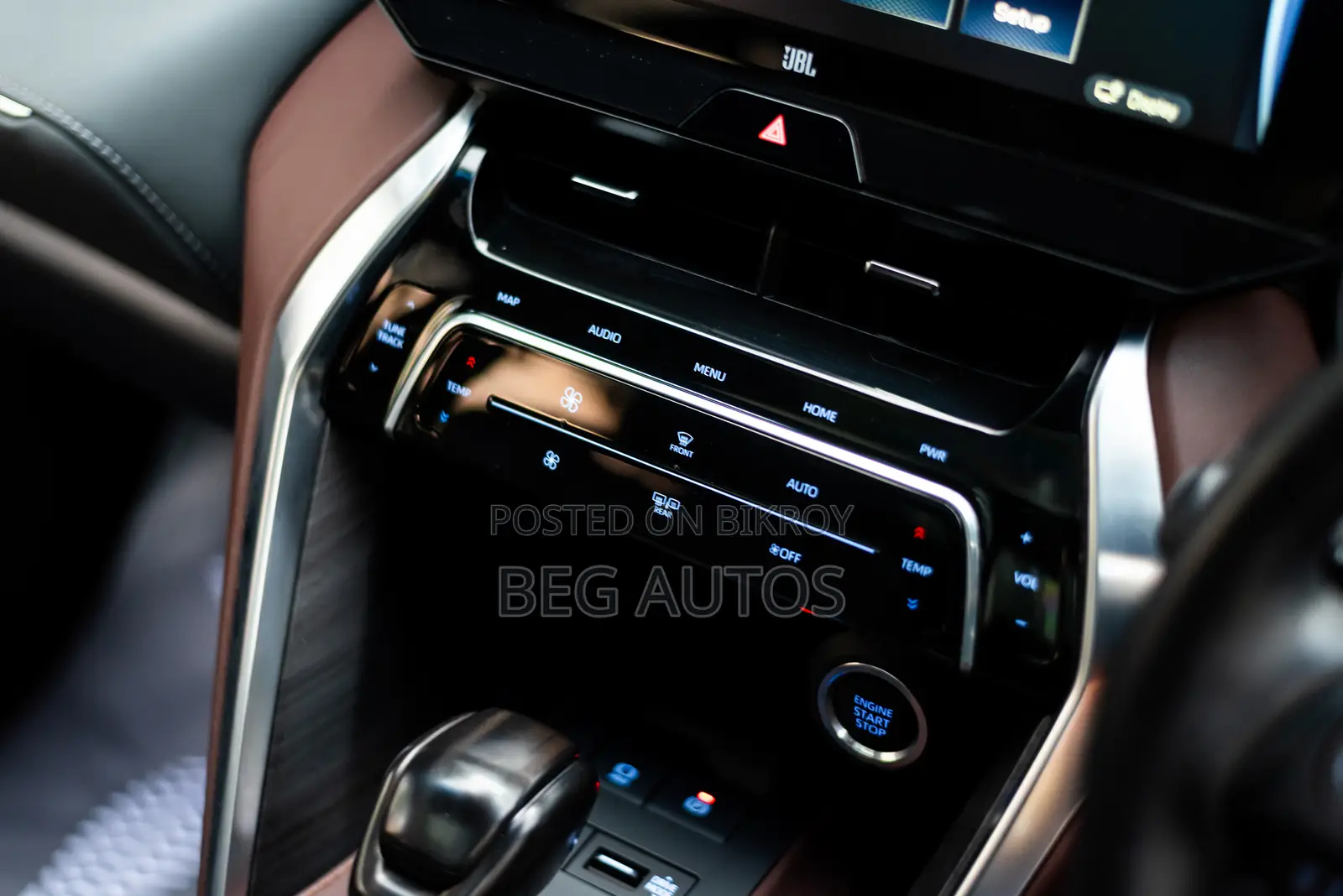 Toyota Harrier 2.0 2021 Black