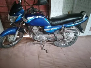 Bajaj 2004 Blue
