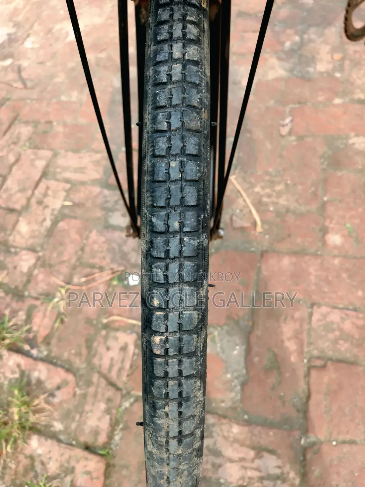 Hero 28" Full Serviced Cycle With Basket – Office Perfect |