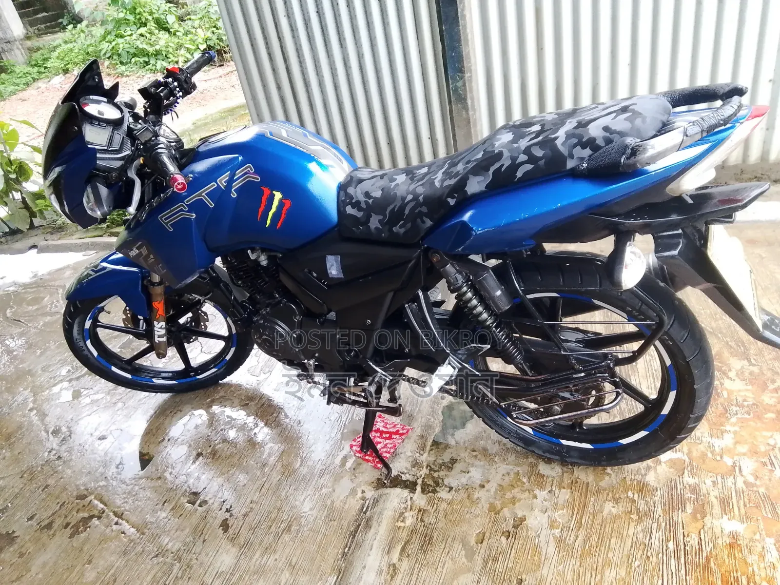 TVS Apache RTR 160 2V 2018 Blue