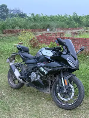 CFMoto 300SR 2025 Black