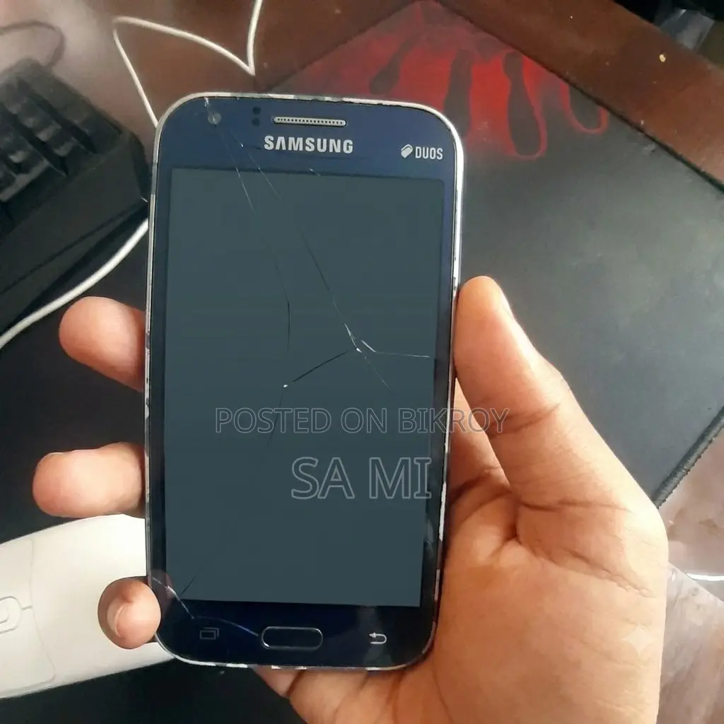 Samsung Galaxy J1 4 GB Blue