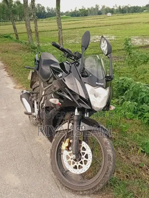 সুজুকি জিক্সার এসএফ ২০২৪ ব্ল্যাক