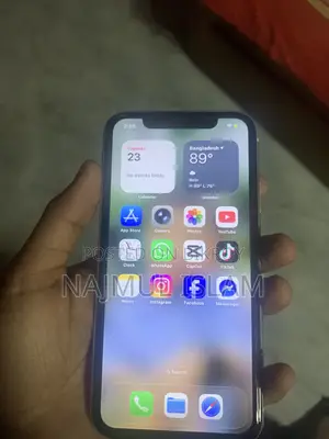 New Apple iPhone 11 64 GB White