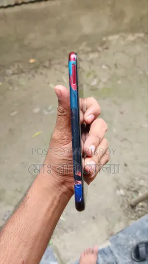 Vivo Y11 32 GB Red