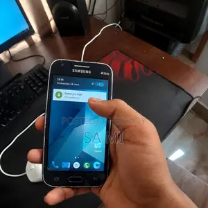 Samsung Galaxy J1 4 GB Blue