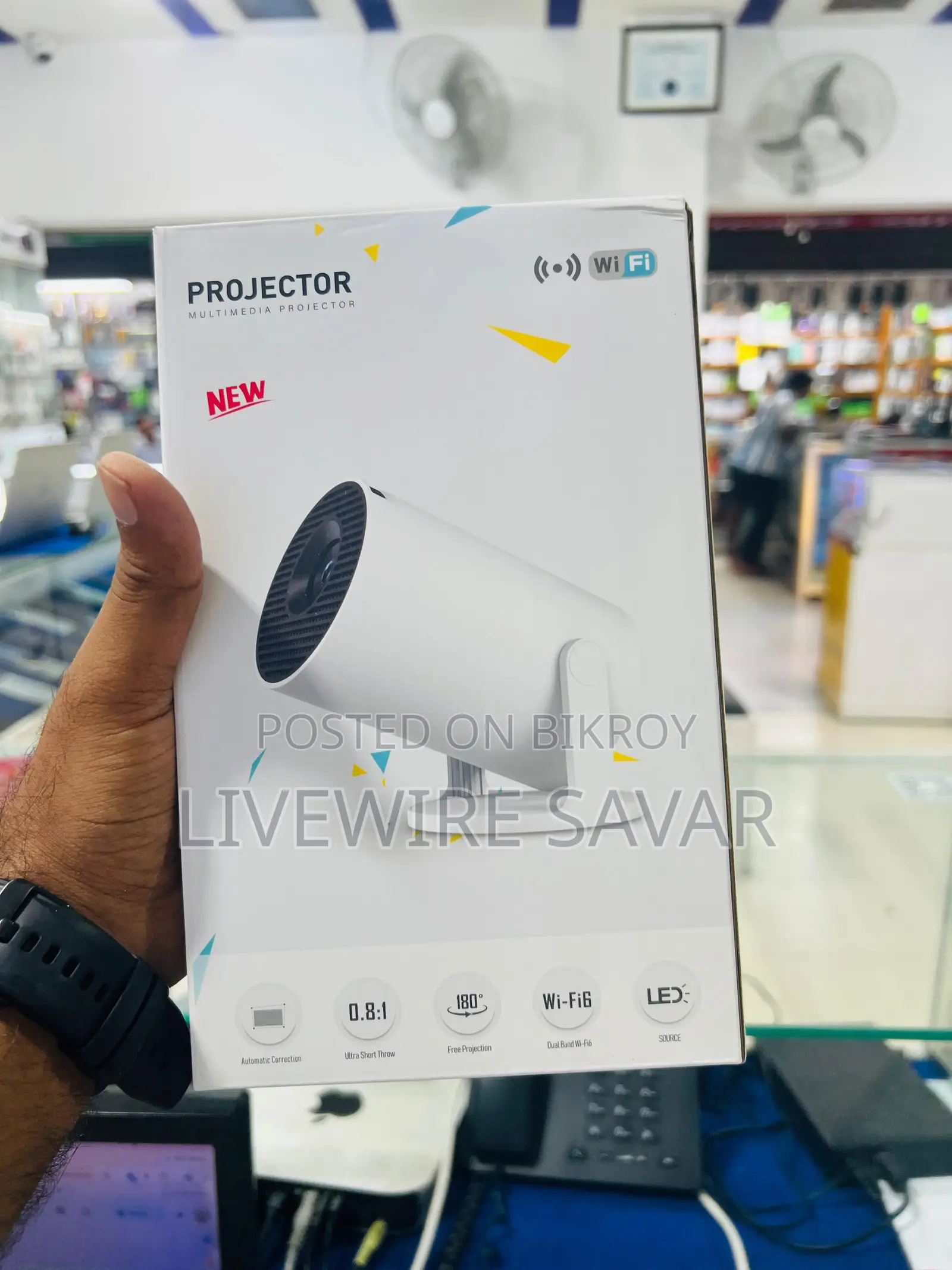 Magcubic Hy300 Smart Mini Projector