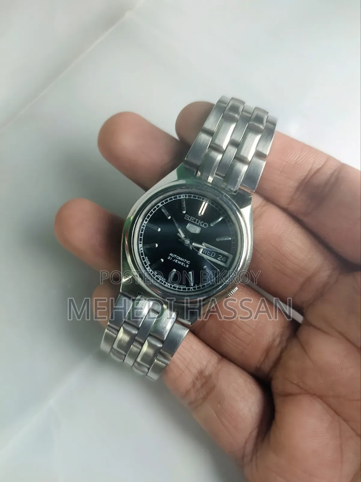 Seiko 5 Automatic - Classic Black Dial