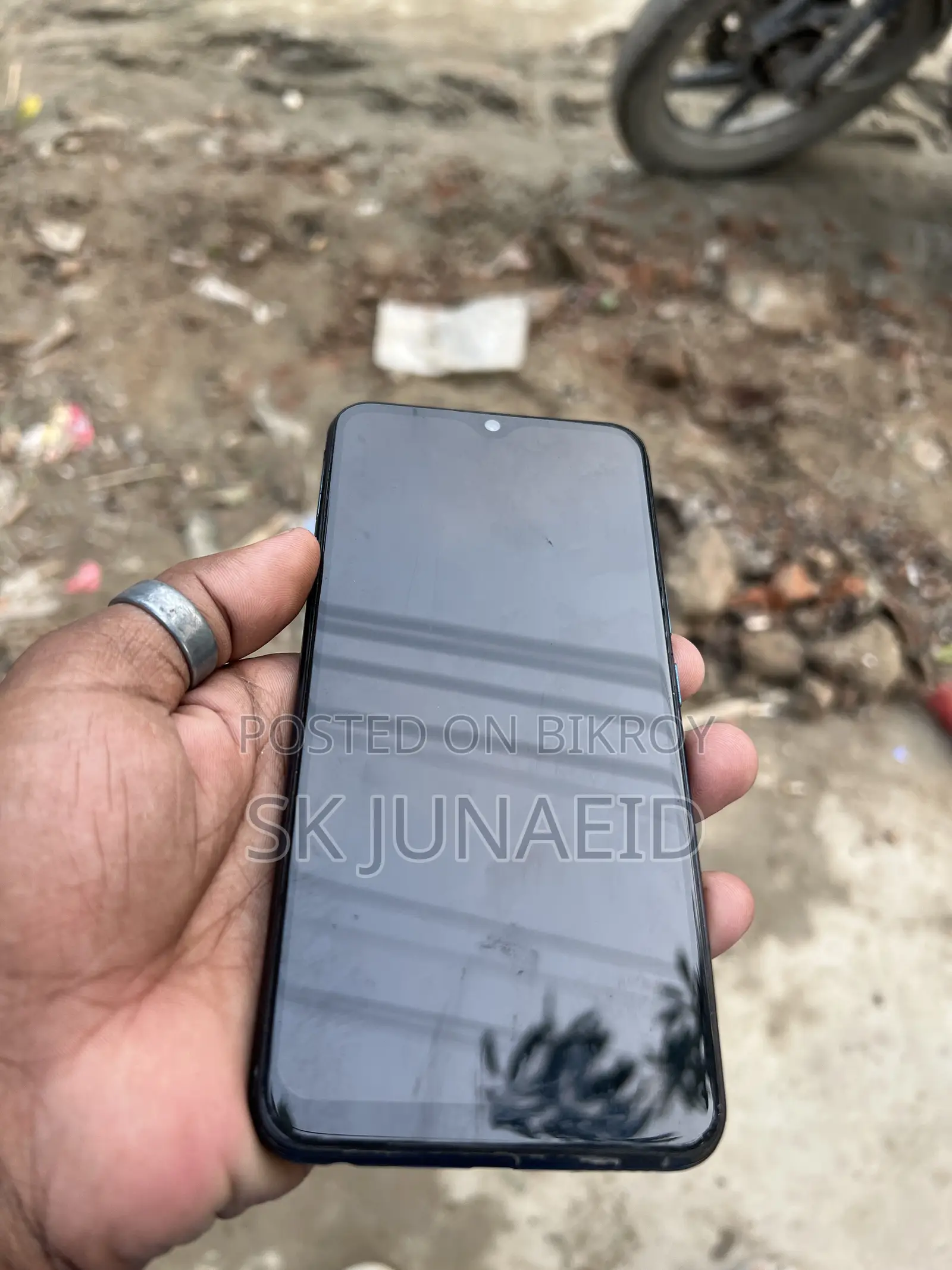 Vivo Y11 32 GB Blue