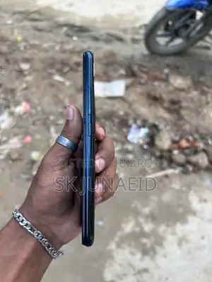 Vivo Y11 32 GB Blue