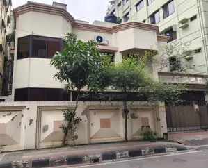 6-bedroom House in Uttara for sale
