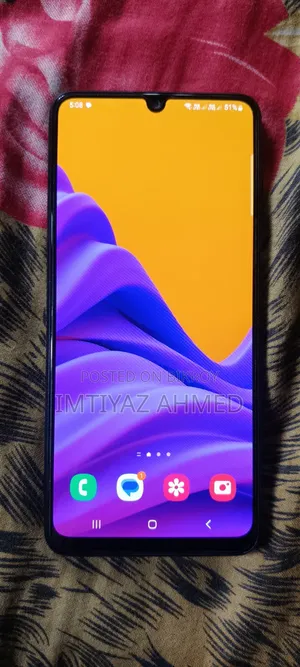 স্যামসাং গ্যালাক্সি এম৩২ ৬ জিবি নীল