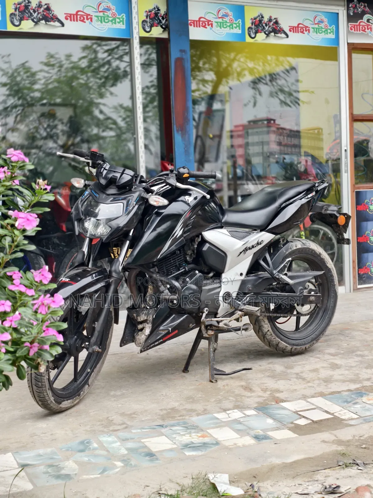 TVS Apache 160 4V 2019 Black