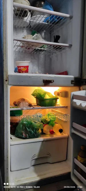 Good quality Walton double door fridge for sale