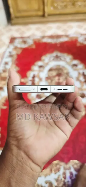 ওয়ানপ্লাস এইস ২৫৬ জিবি হোয়াইট