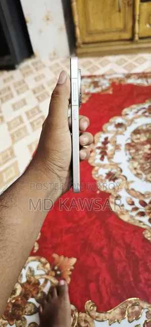 ওয়ানপ্লাস এইস ২৫৬ জিবি হোয়াইট