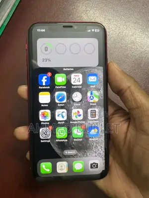 Apple iPhone XR 64 GB Red