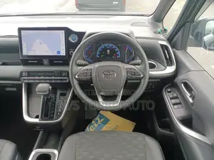 Toyota Voxy 2022 Black