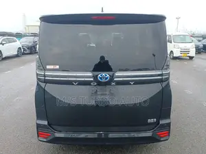 Toyota Voxy 2022 Black