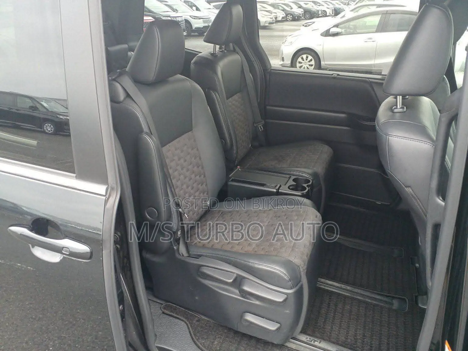 Toyota Voxy 2022 Black