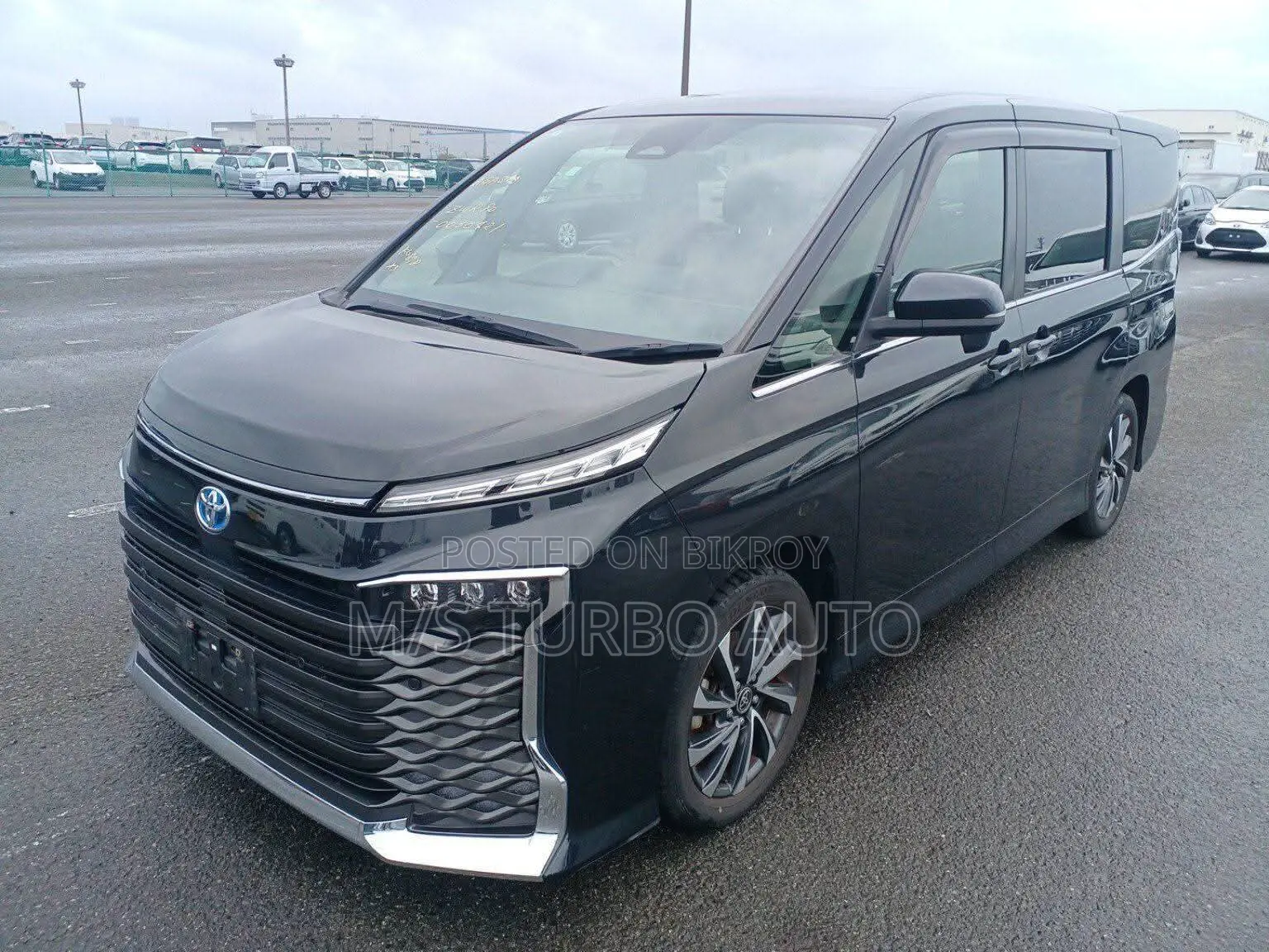 Toyota Voxy 2022 Black