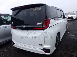 Toyota Noah 2022 Pearl