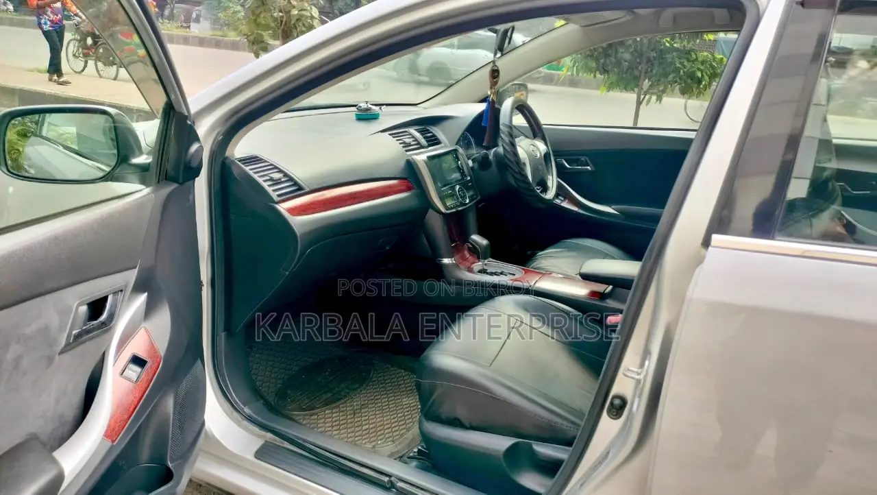 টয়োটা অ্যালিয়ন ২০০৯ সিলভার
