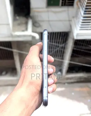 Apple iPhone 11 64 GB Black