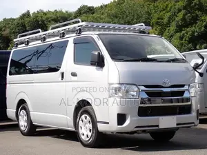 Toyota HiAce 2021 Silver