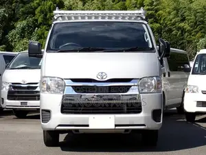 Toyota HiAce 2021 Silver