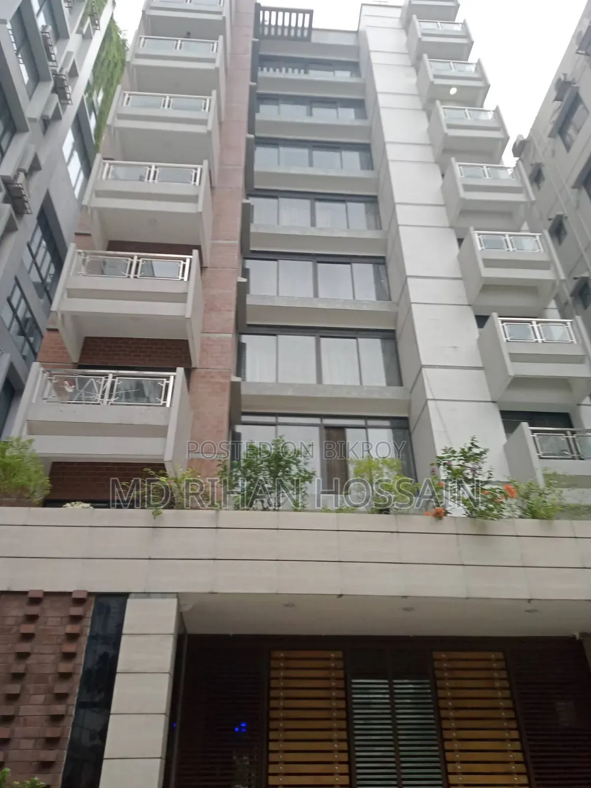 ৩ বেডরুম অ্যাপার্টমেন্ট দারুল বারাকা রিয়েল, বসুন্ধরা বিক্রয়ের জন্য